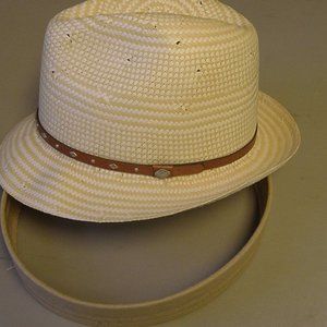 new Iconic by Bollman hat Co,medium
